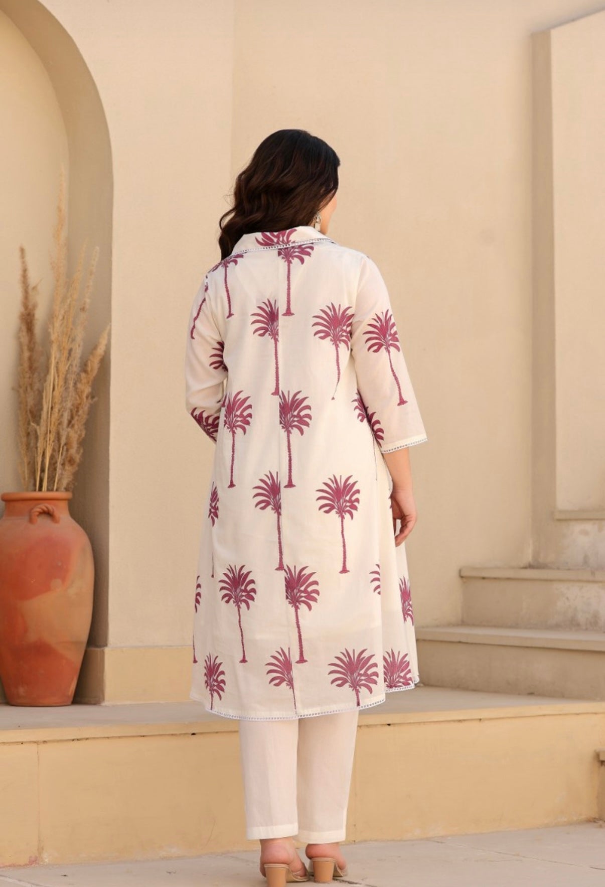 WOMEN’S PINK FLORAL PRINTED COTTON A-LINE KURTA SET