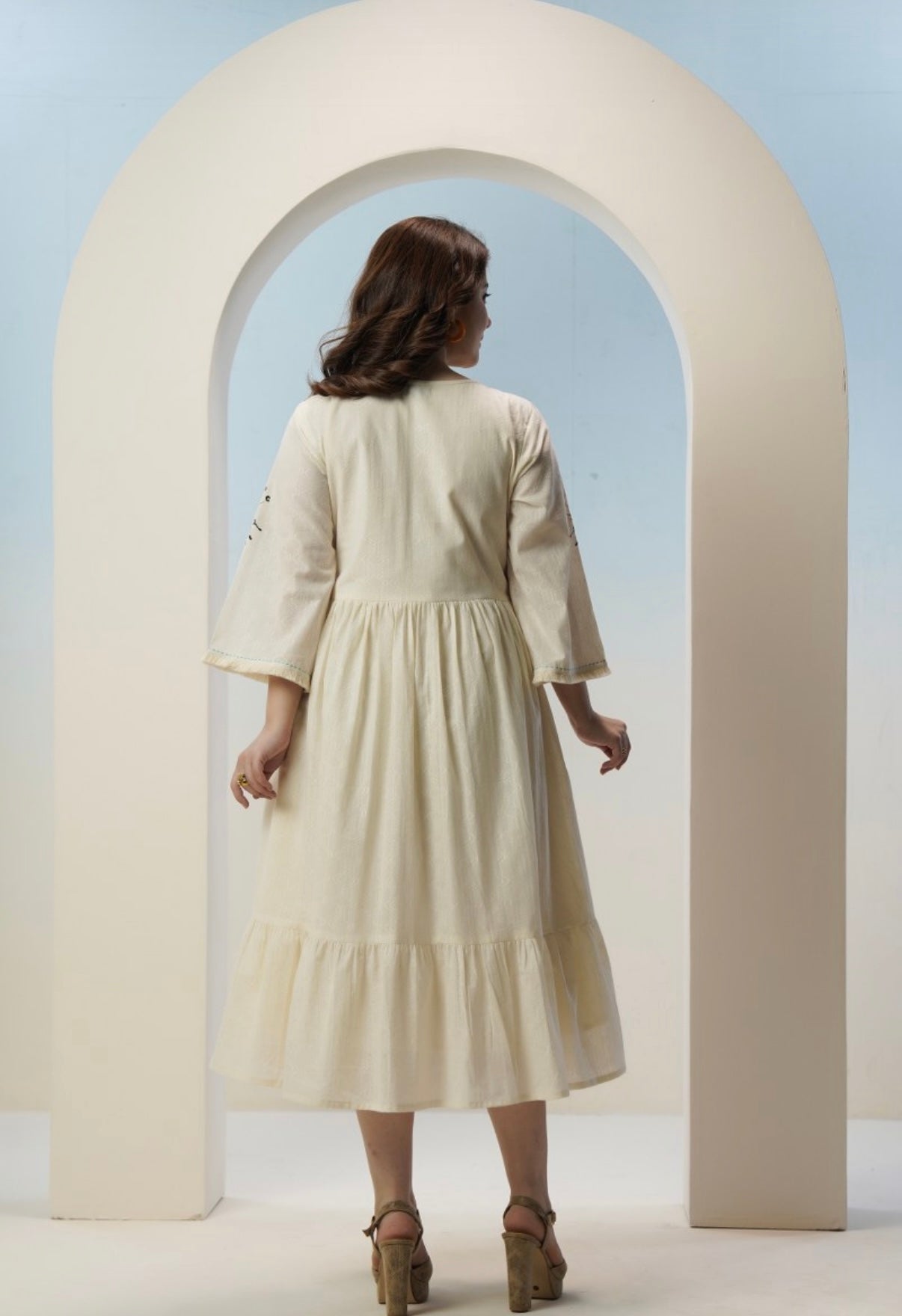 Drishti Ivory Midi Dress