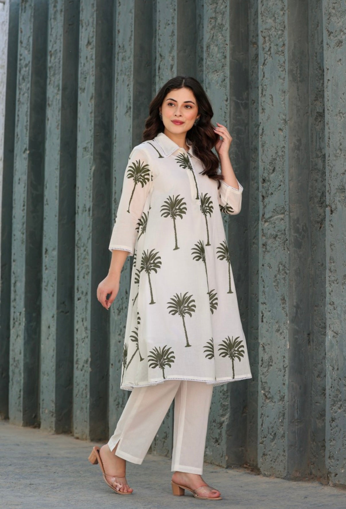 WOMEN’S GREEN FLORAL PRINTED COTTON A-LINE KURTA SET