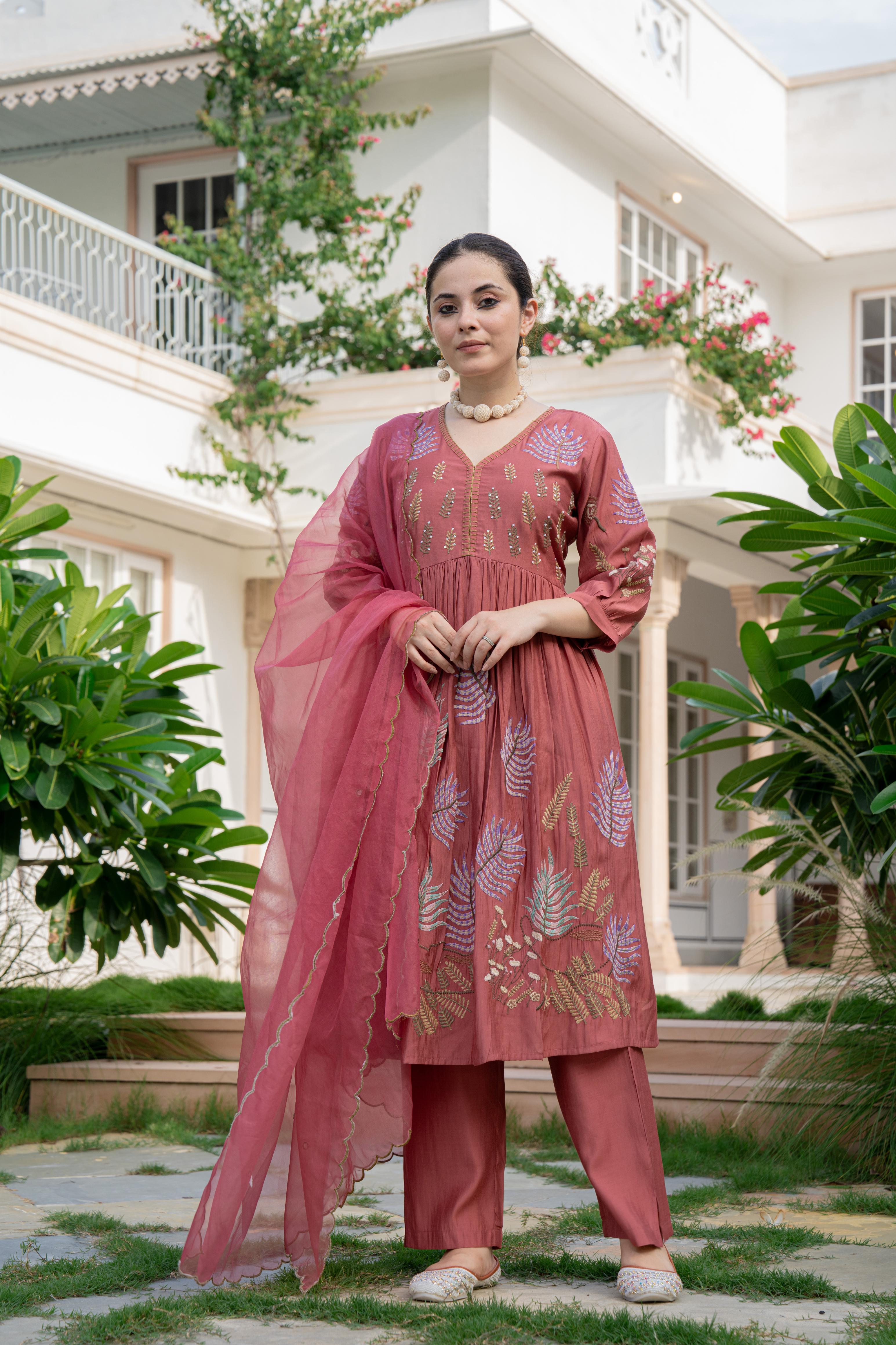 EMBROIDERED KURTA WITH STRAIGHT PANTS AND DUPPATA