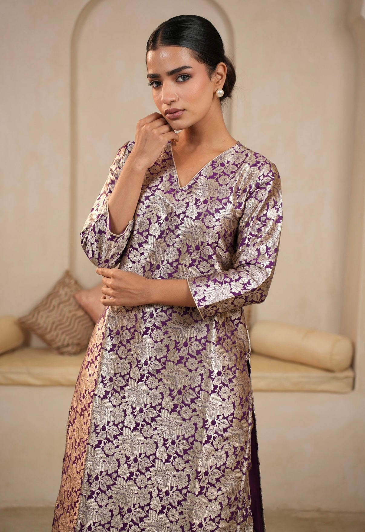 Amethyst Bloom Banarasi Kurta Set