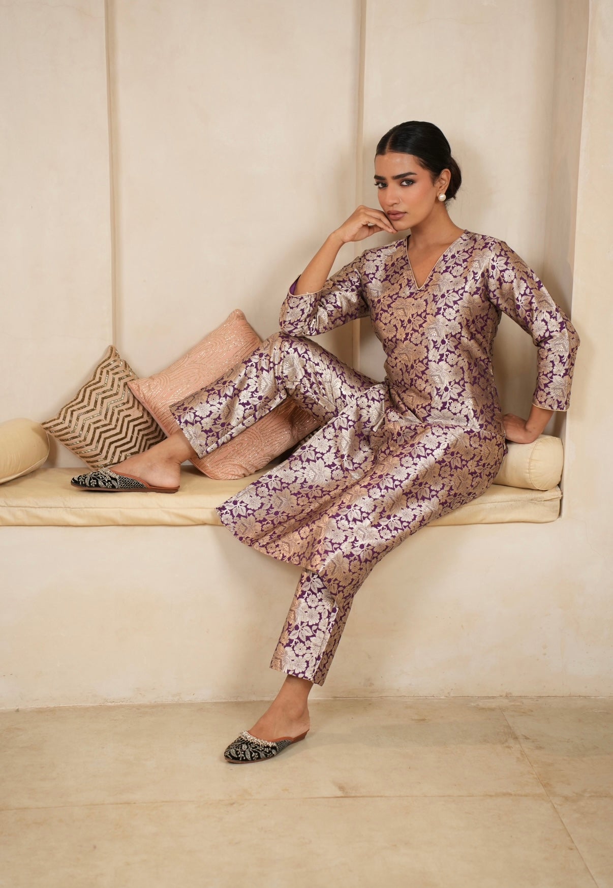 Amethyst Bloom Banarasi Kurta Set