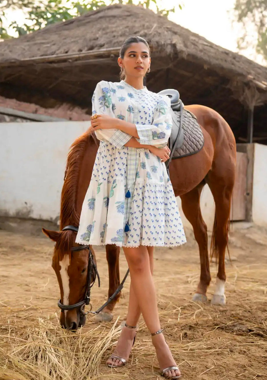 WHITE FLORAL PRINTED SHORT COTTON DRESS WITH PUFF SLEEVES