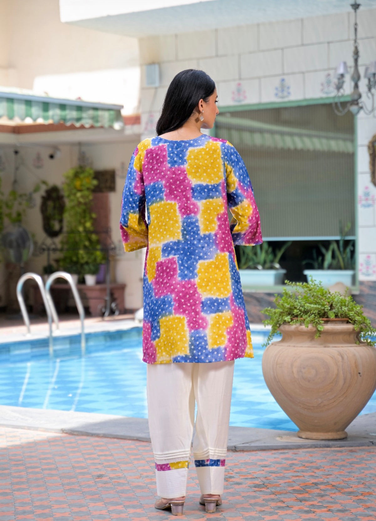 Prismatic bandhani artisanal farshi set