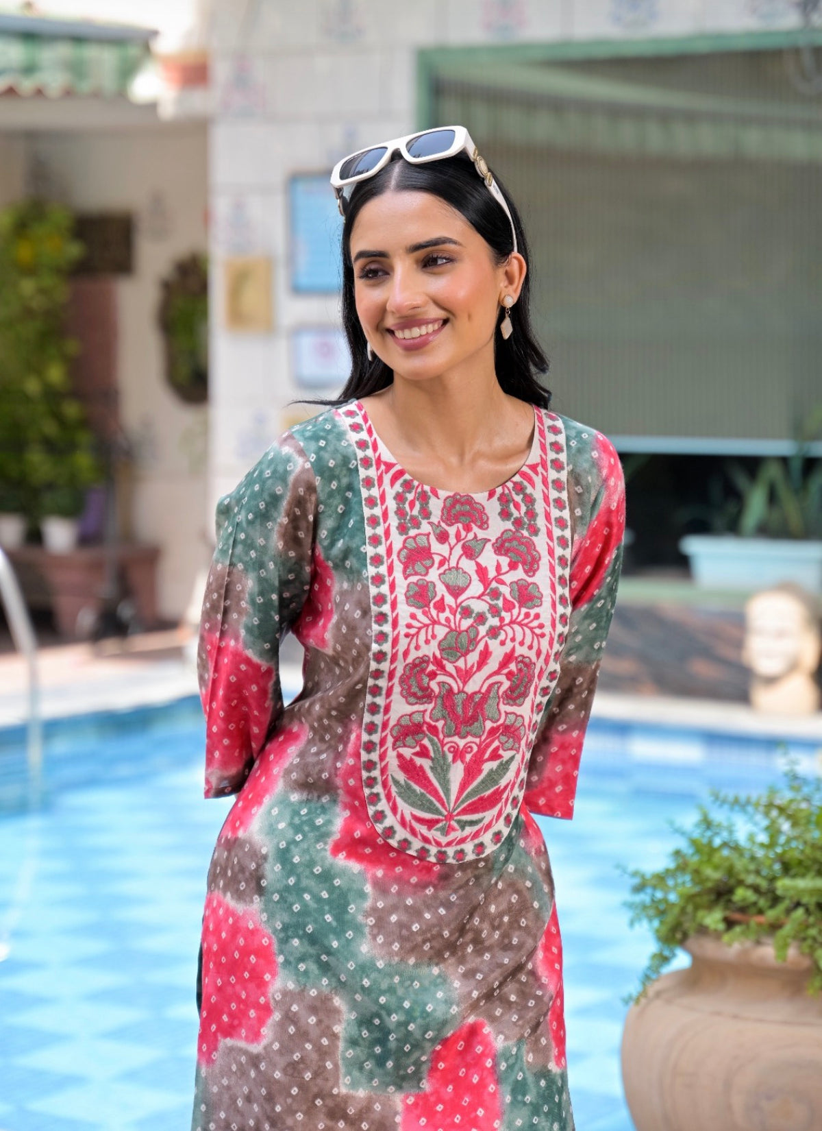 Mosaic bandhani artisanal farshi set