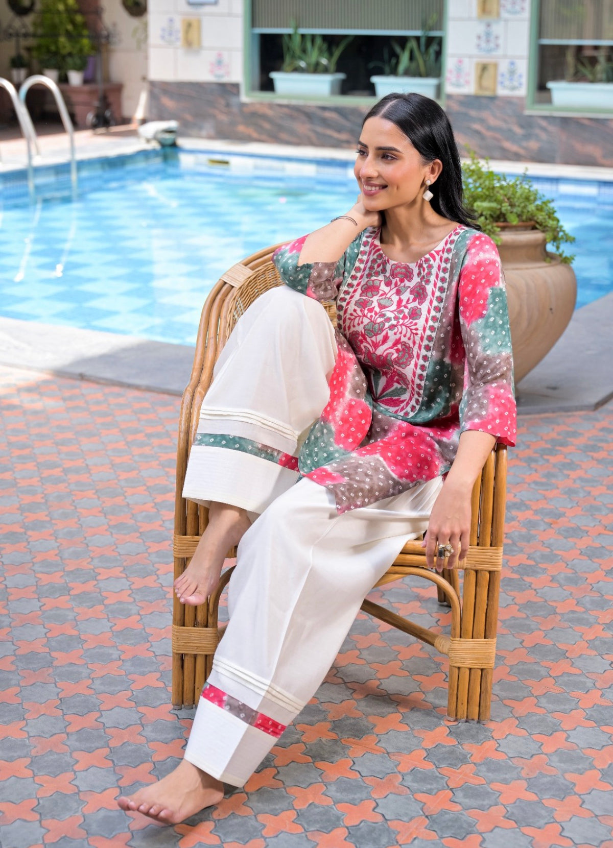 Mosaic bandhani artisanal farshi set