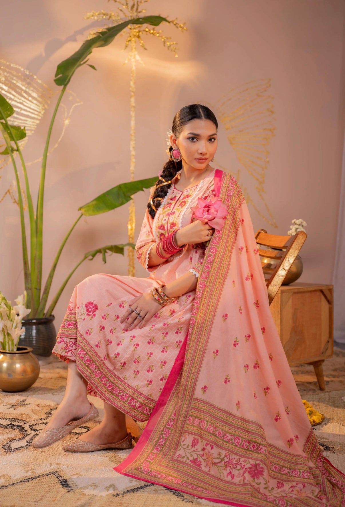 Regal Rosa Motif Kurta Set