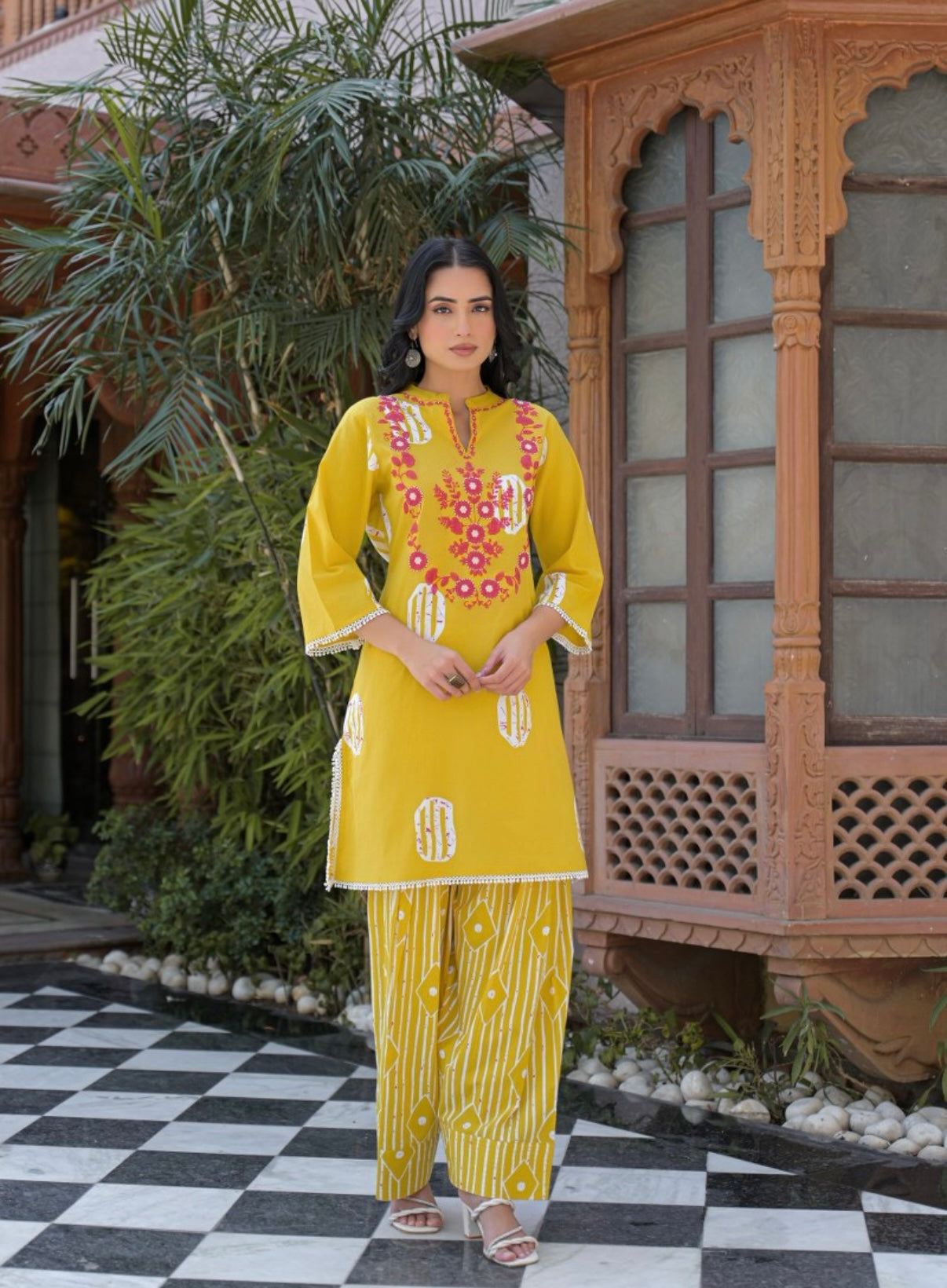 Gulabi Bahaar Ethnic Co-ord Set