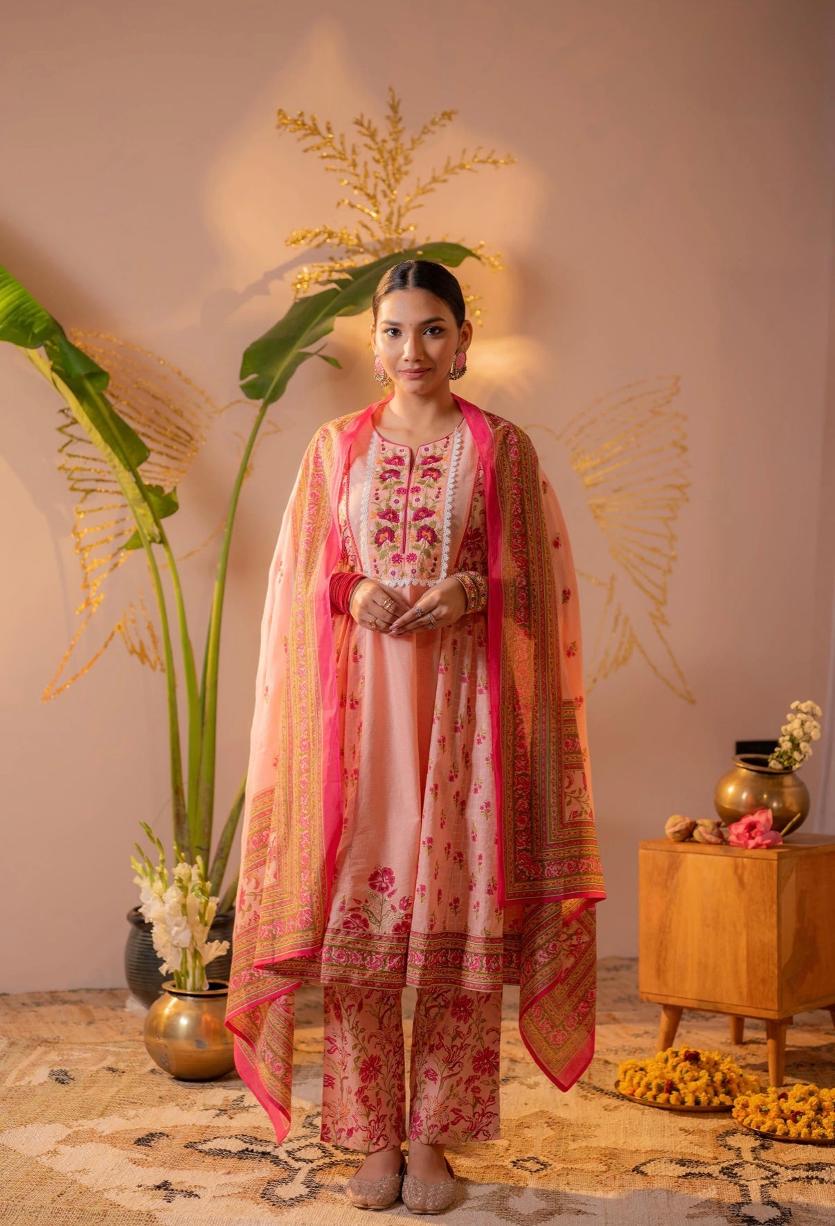 Regal Rosa Motif Kurta Set