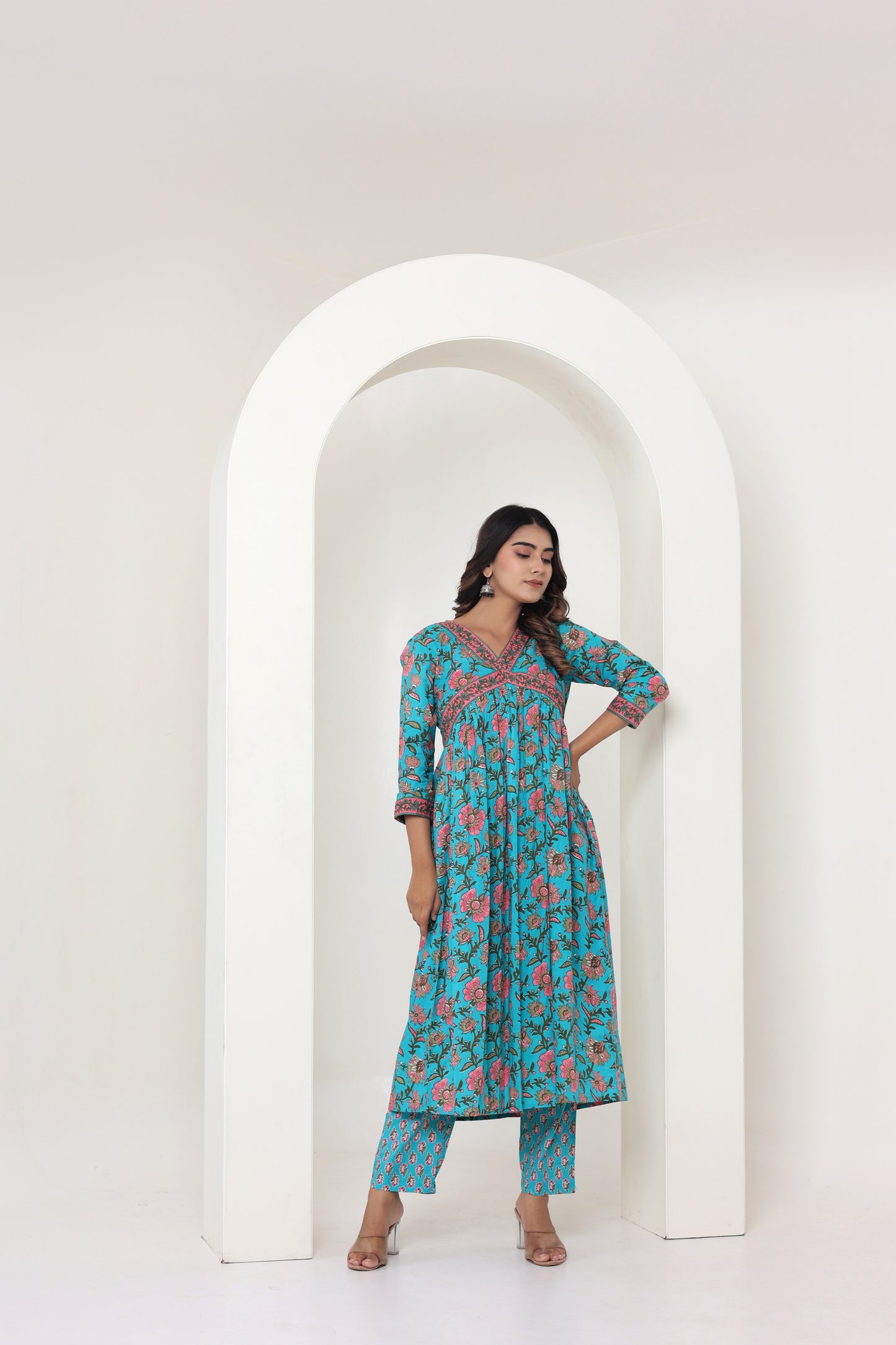 Aliya Cut in Blue floral print