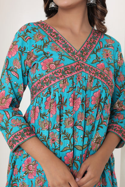 Aliya Cut in Blue floral print