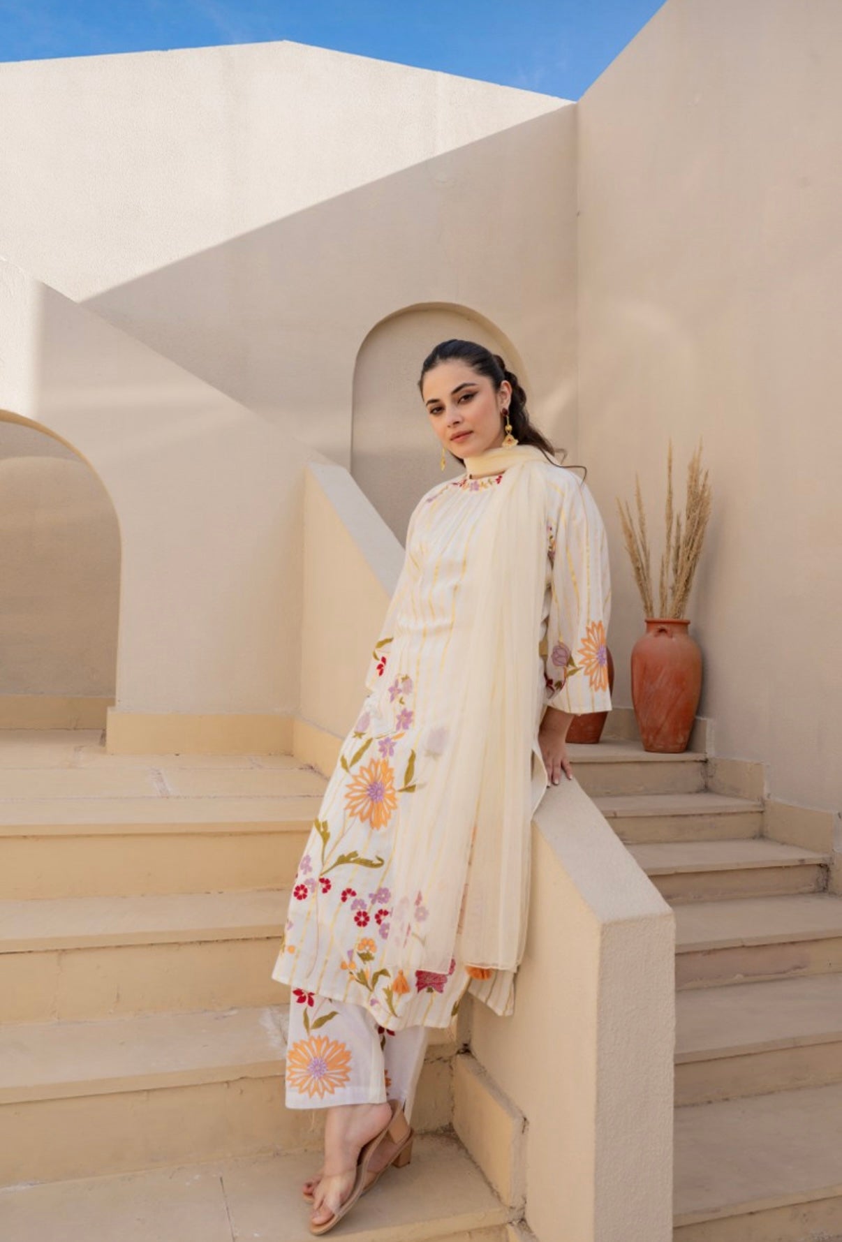 LAVANYA WHITE COTTON FLORAL EMBROIDERED SUIT SET