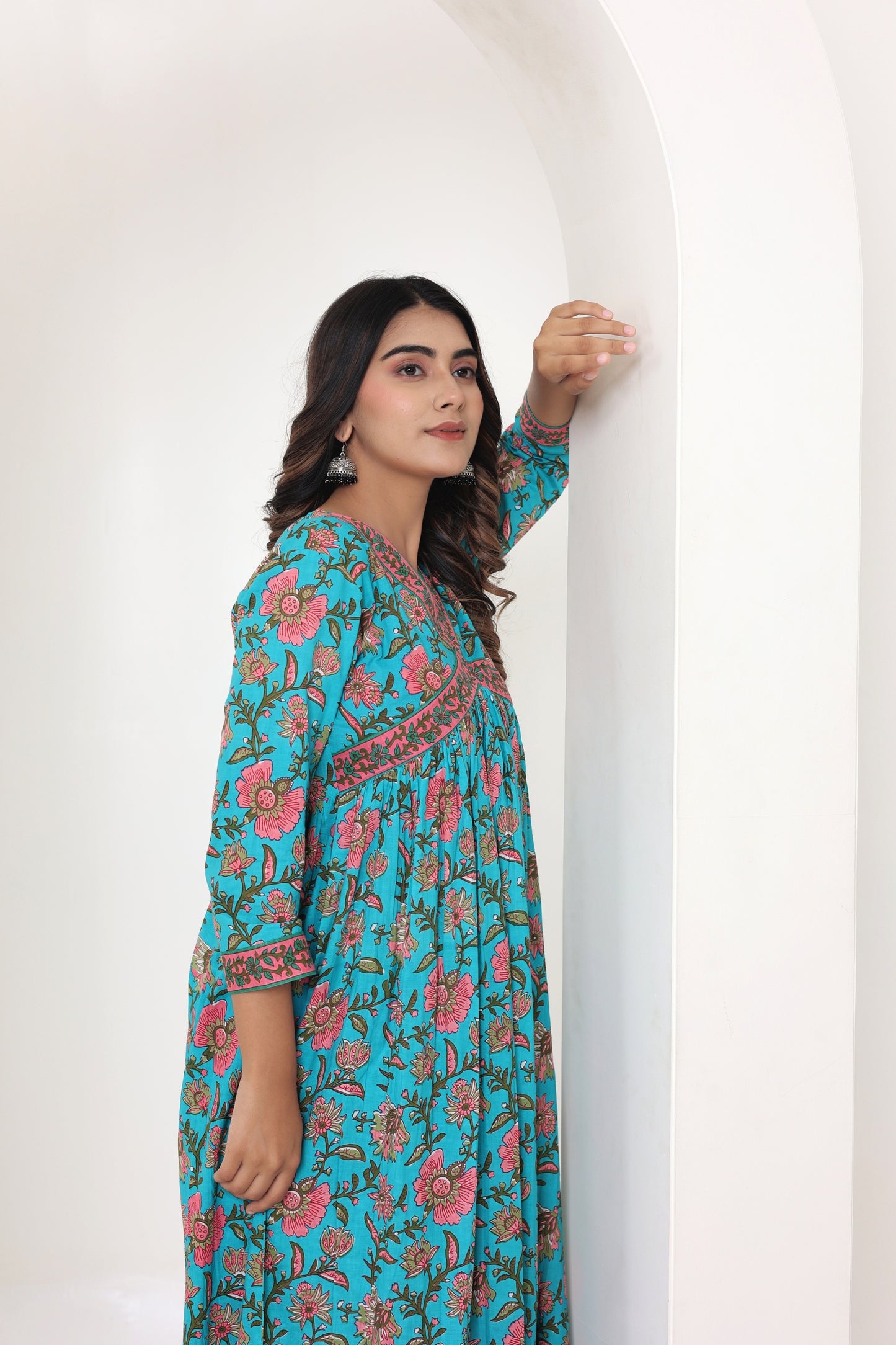 Aliya Cut in Blue floral print