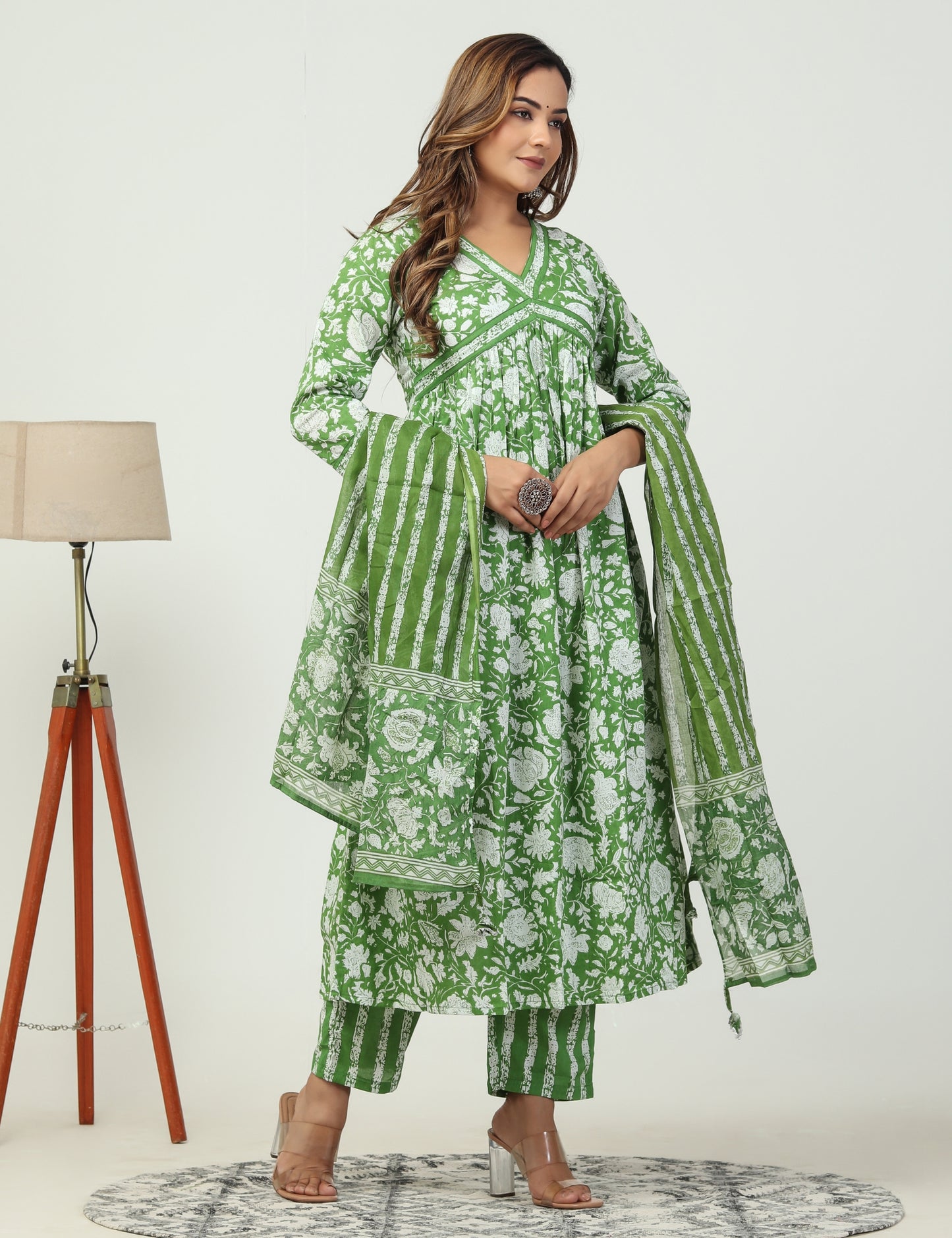 Aliya Cut in floral print 3piece set