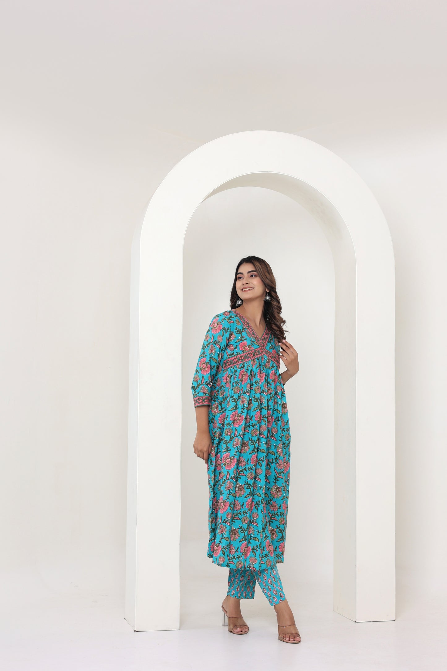 Aliya Cut in Blue floral print