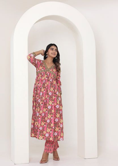 Aliya Cut in Peach floral print