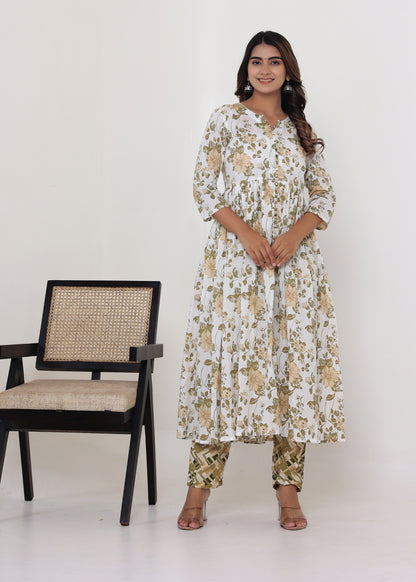 Blooming Kurta pant set Off-white