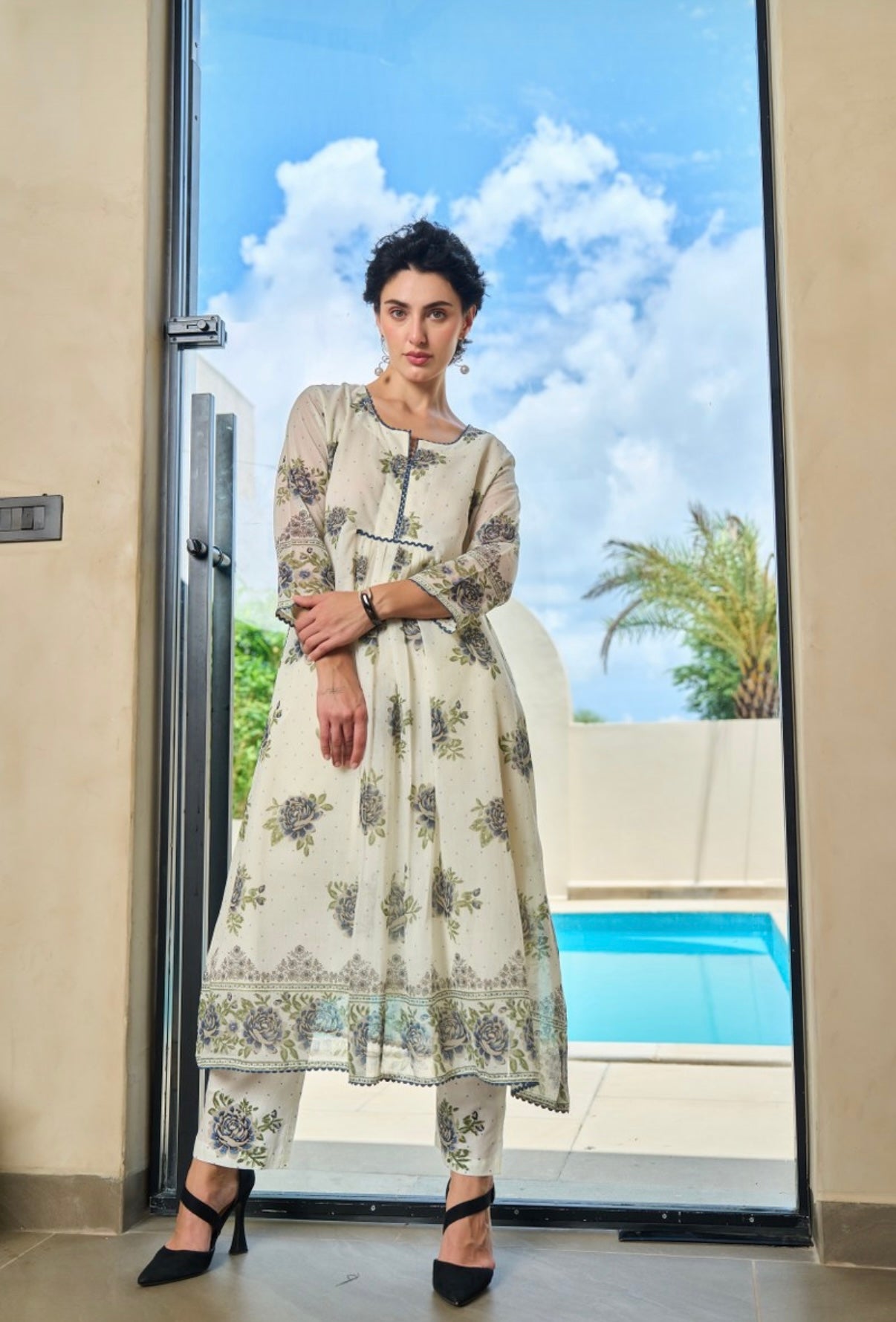 Ivory Bloom Rose Printed Kurta Set