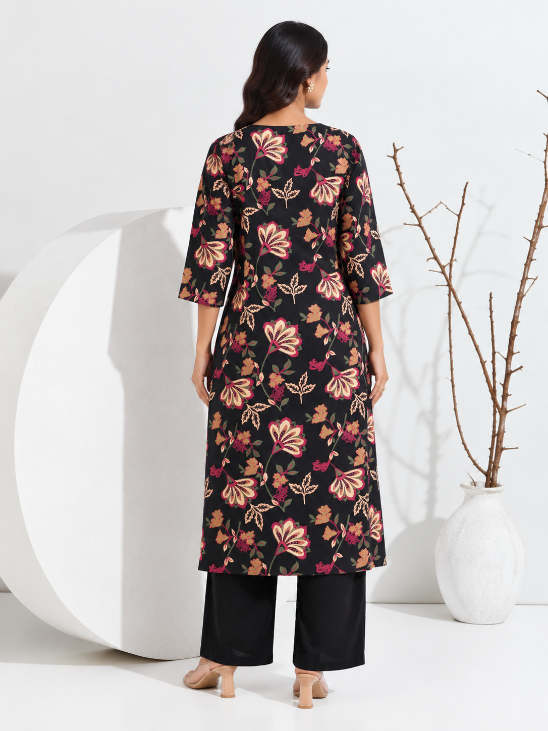 Noir petal muse kurta set