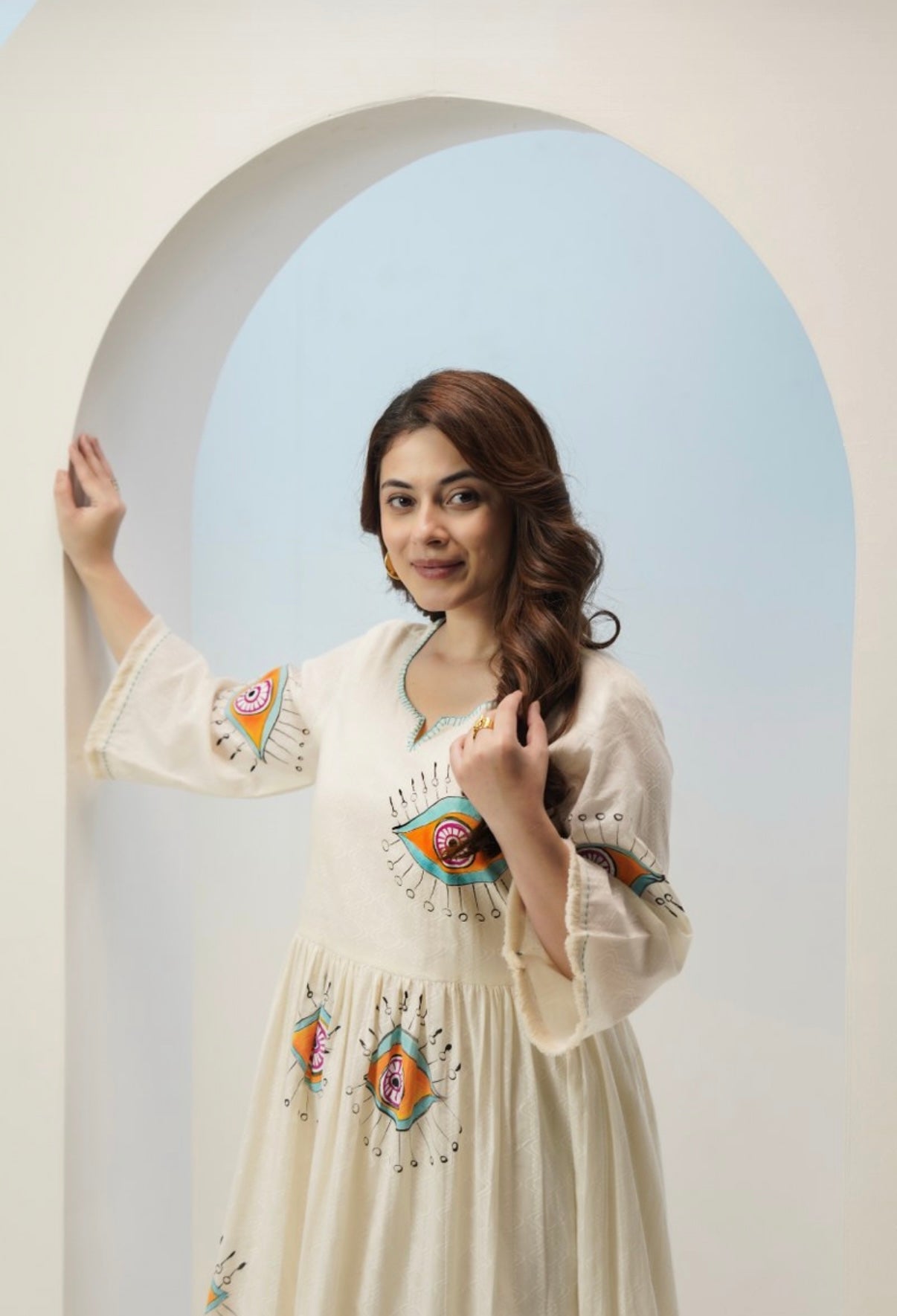 Drishti Ivory Midi Dress