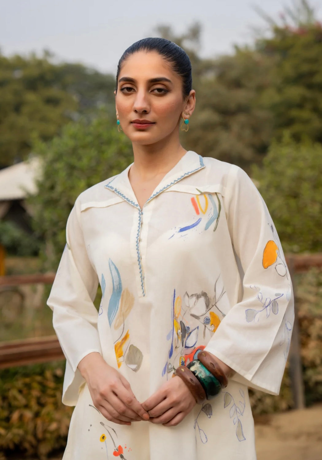 ELEGANT HAND-PAINTED COTTON CO-ORDS SET WHITE KURTA & WIDE-LEG PANTS