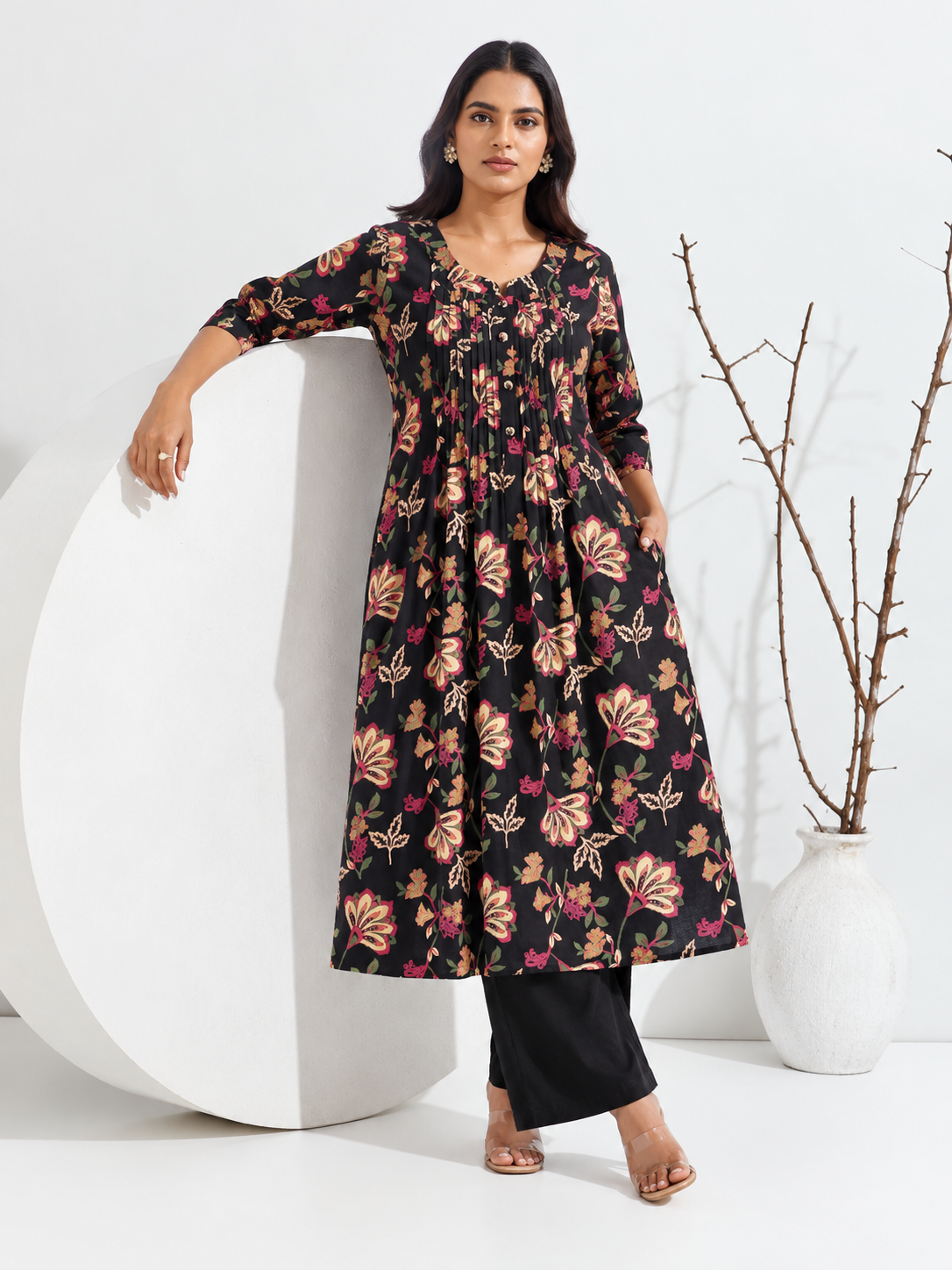 Noir petal muse kurta set