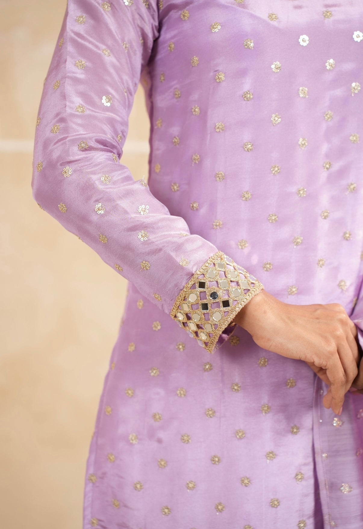 Levender Glow Mirror Embellished Kurta Set