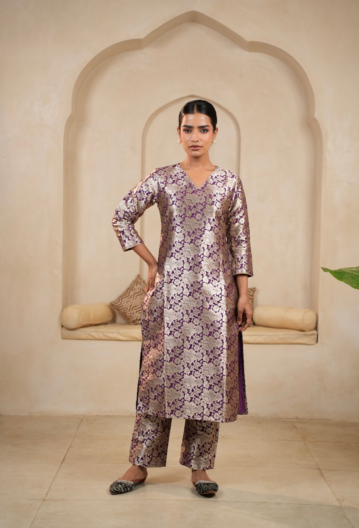 Amethyst Bloom Banarasi Kurta Set
