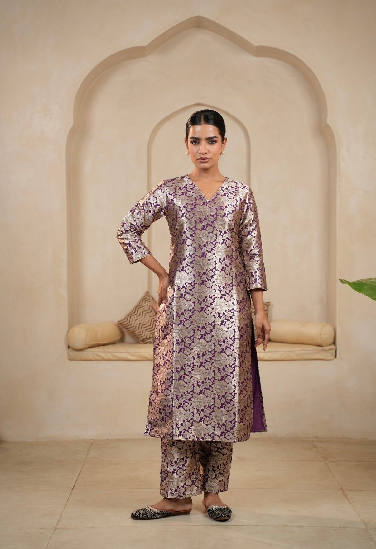 Amethyst Bloom Banarasi Kurta Set