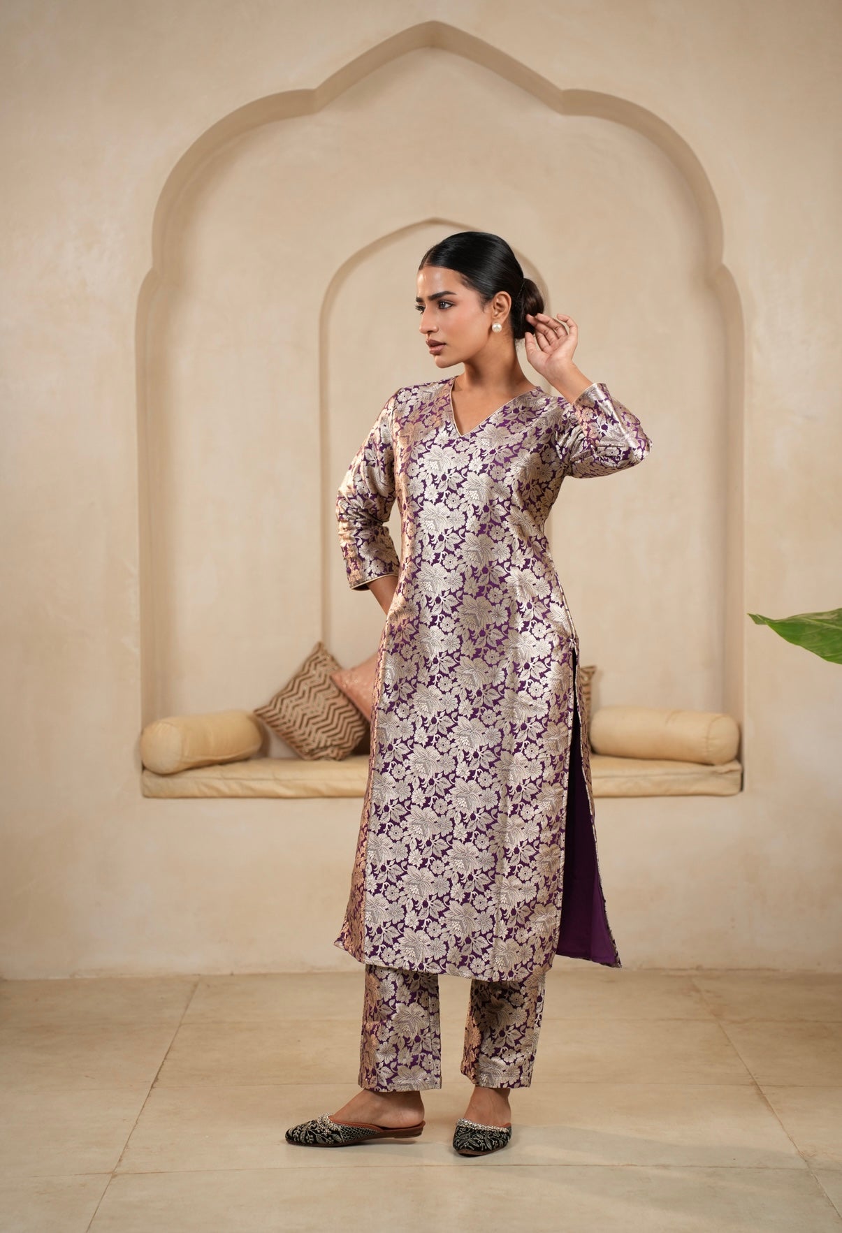 Amethyst Bloom Banarasi Kurta Set