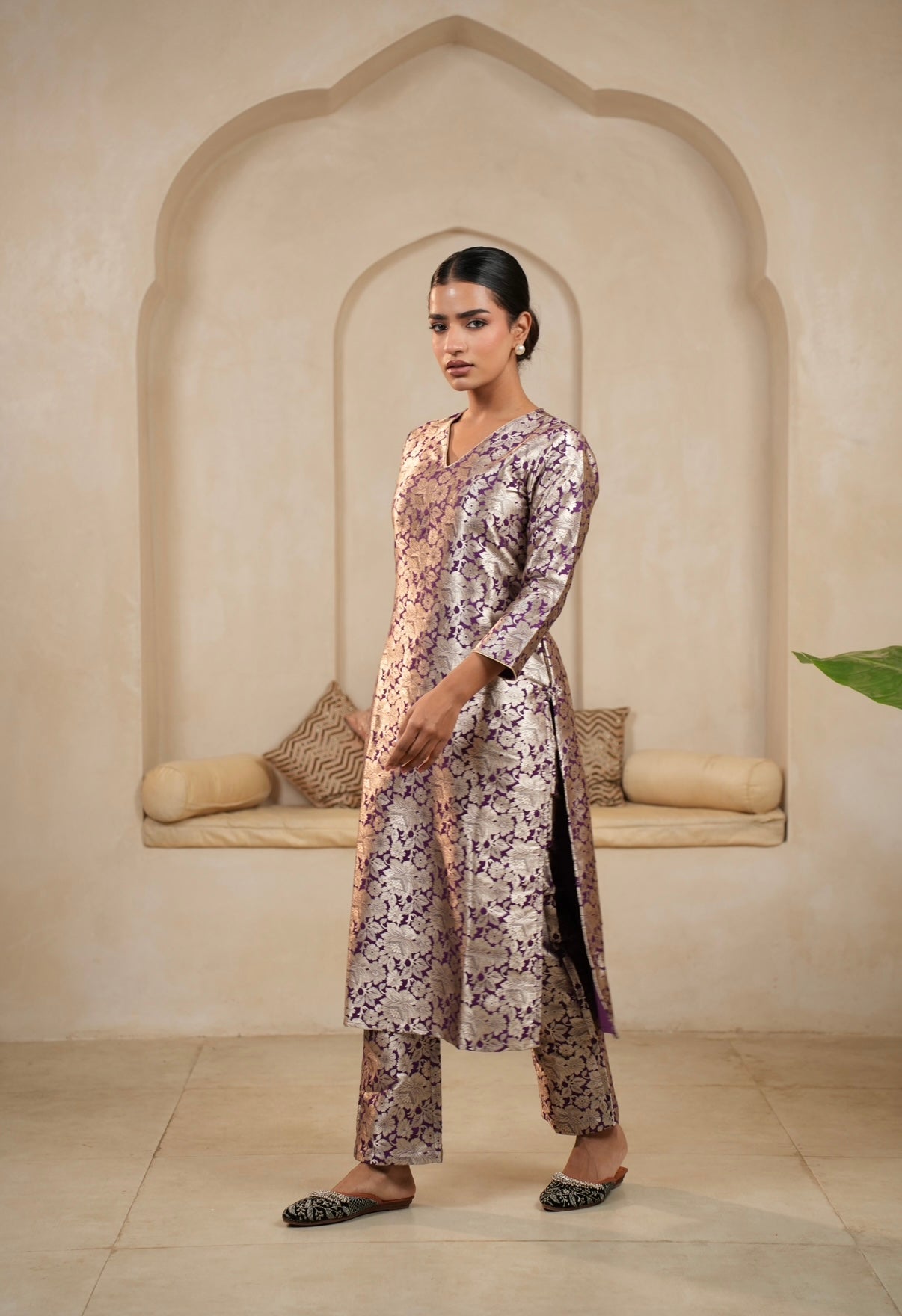 Amethyst Bloom Banarasi Kurta Set