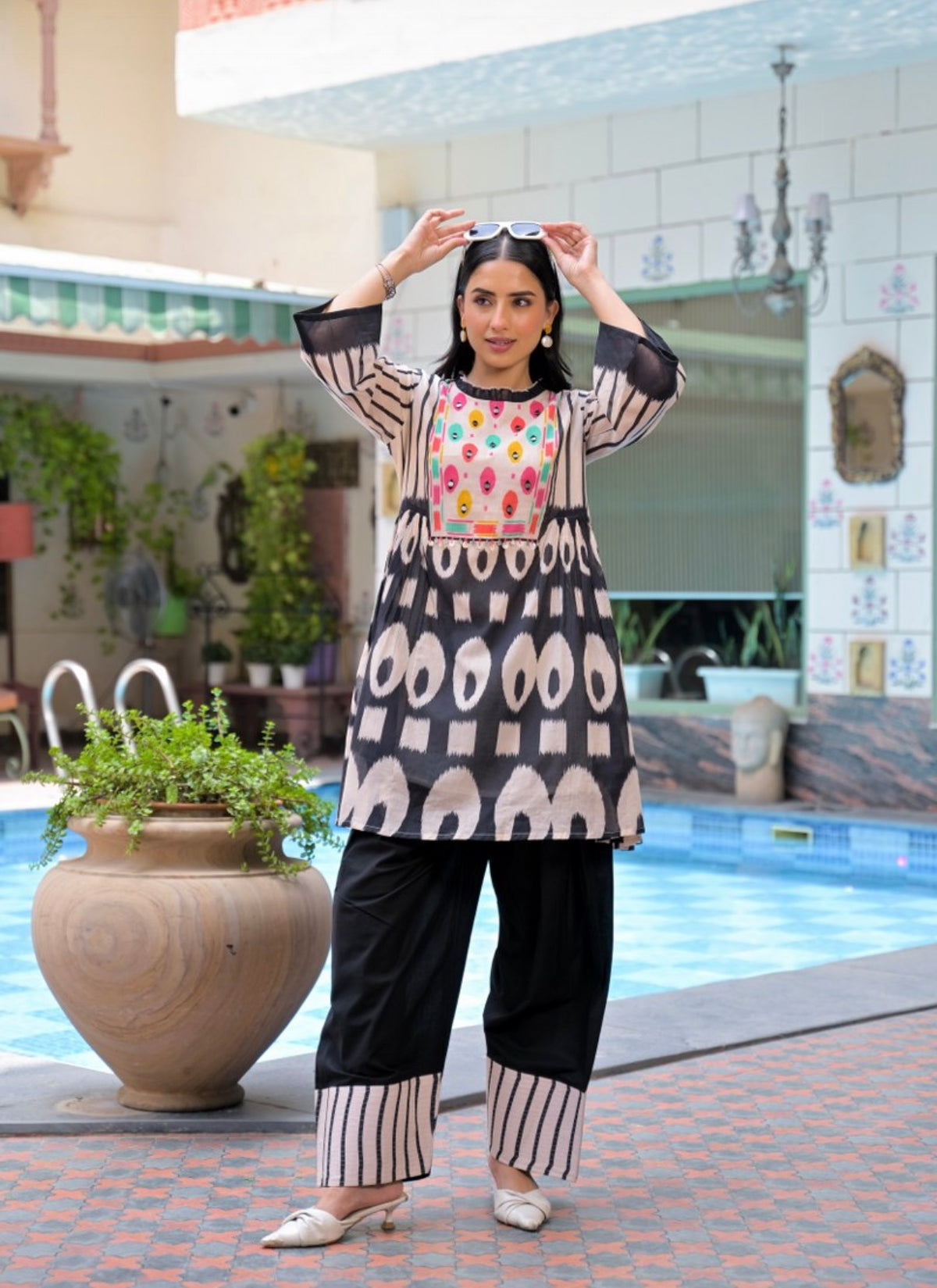 Urban ikkat fusion farshi set