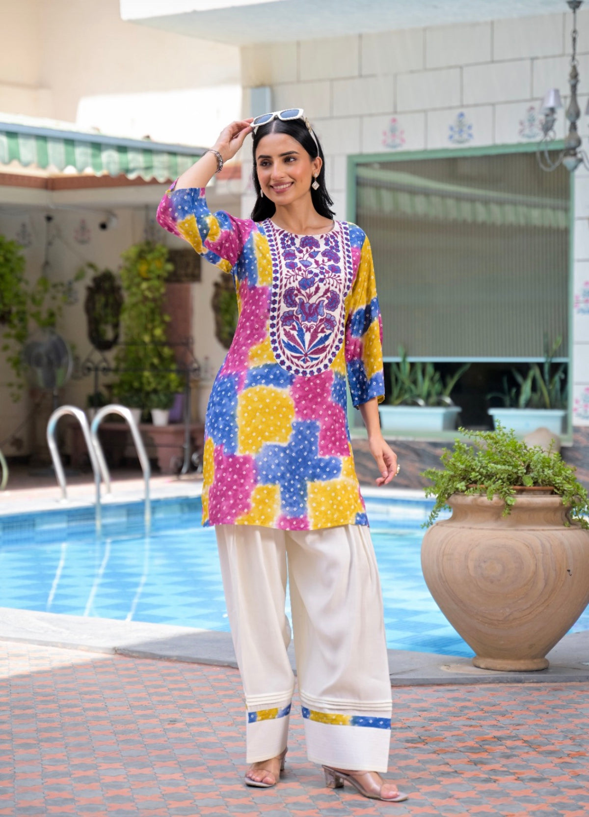 Prismatic bandhani artisanal farshi set