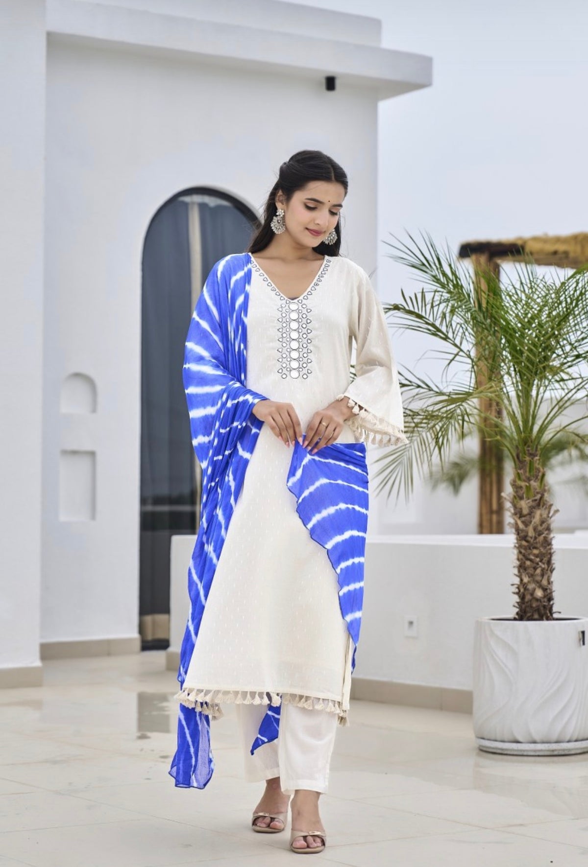 Crimson blue bloom kurta set
