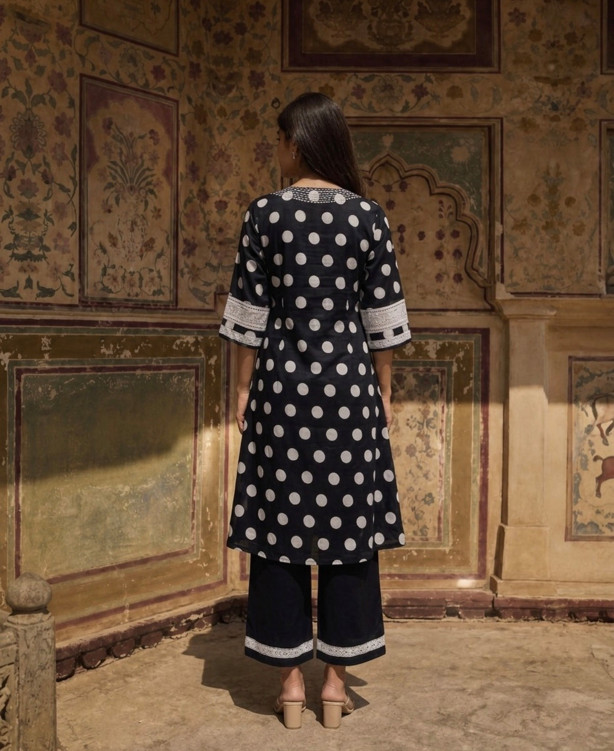 Classic polka noir grace kurta set