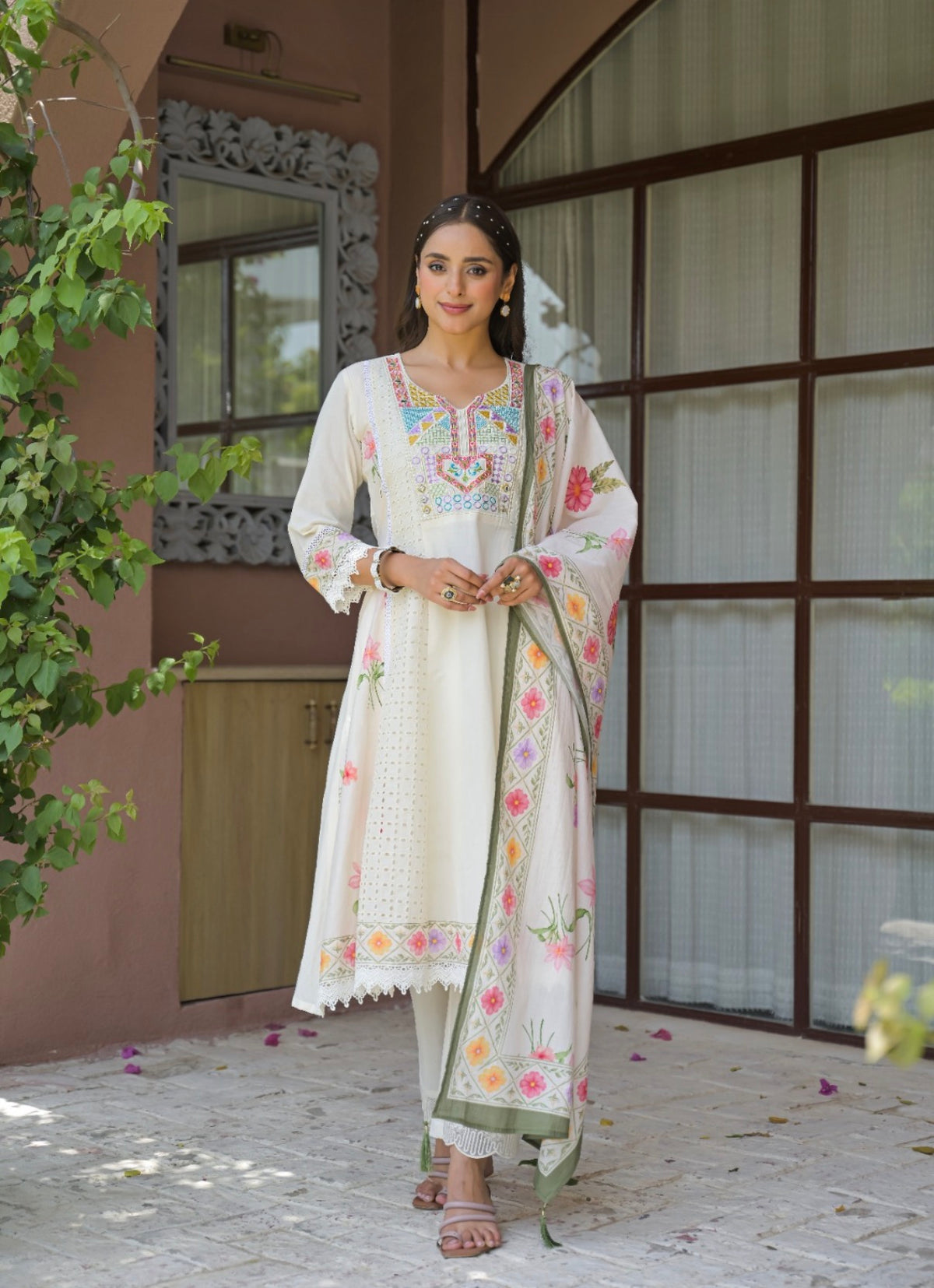 Meher floral noor kurta set