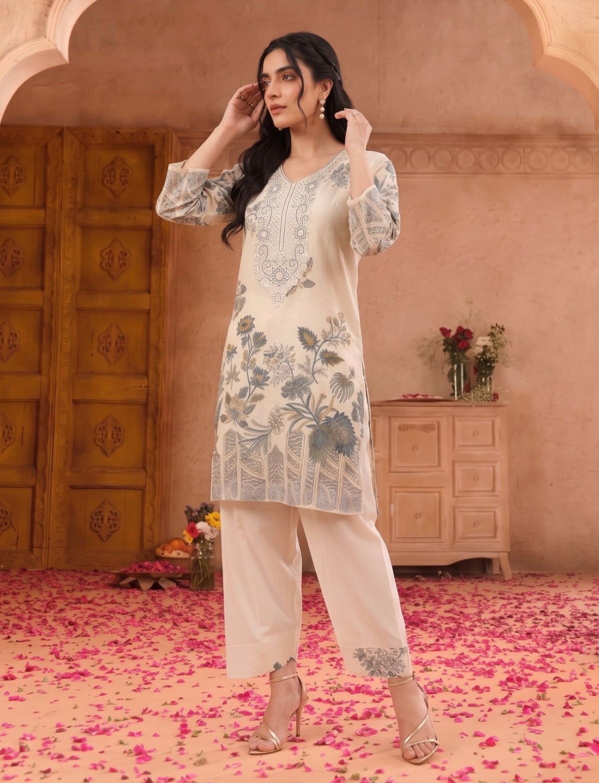 Vintage bloom elegance kurta set