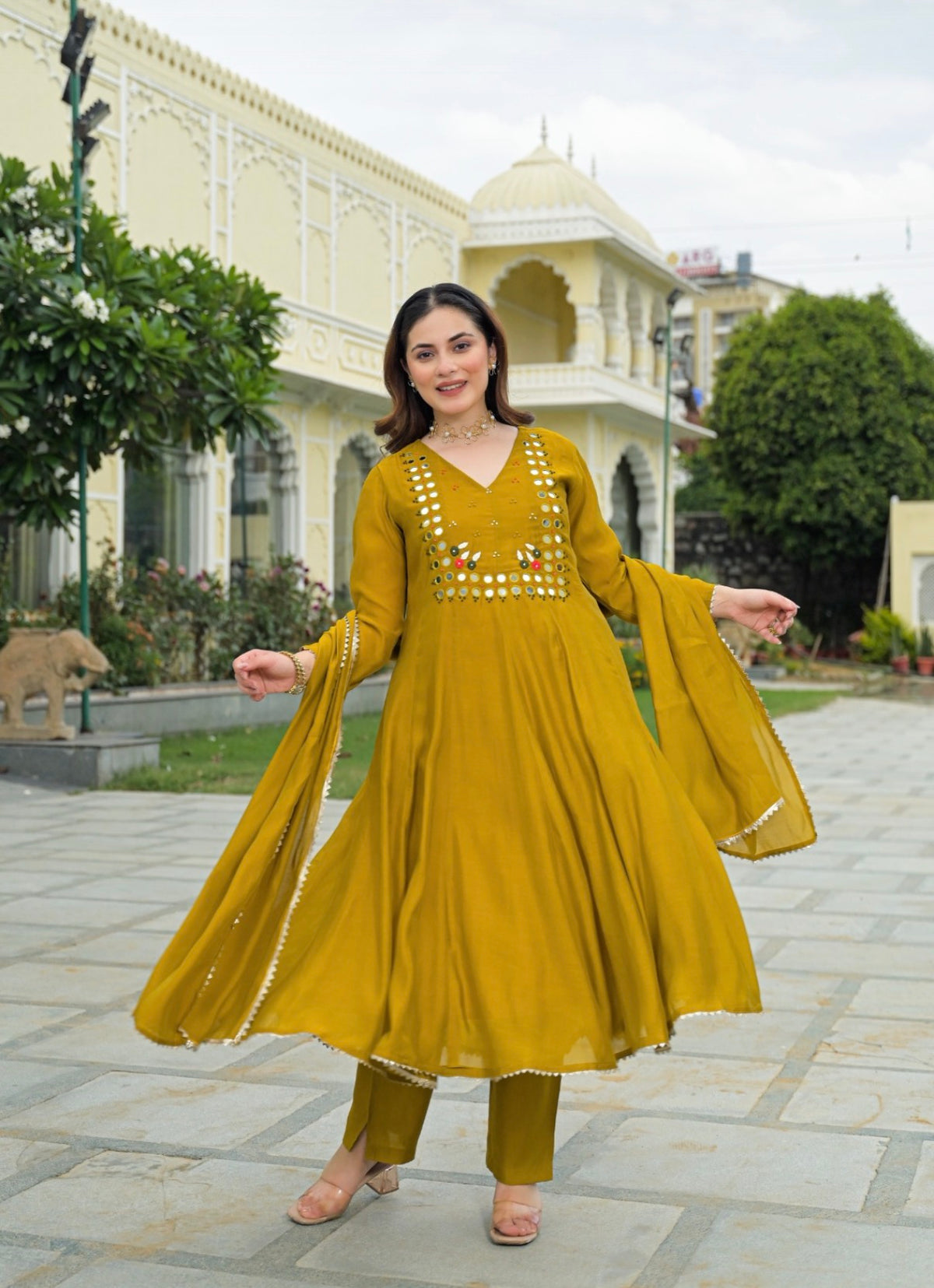 Sunshine charm ethnic suit set