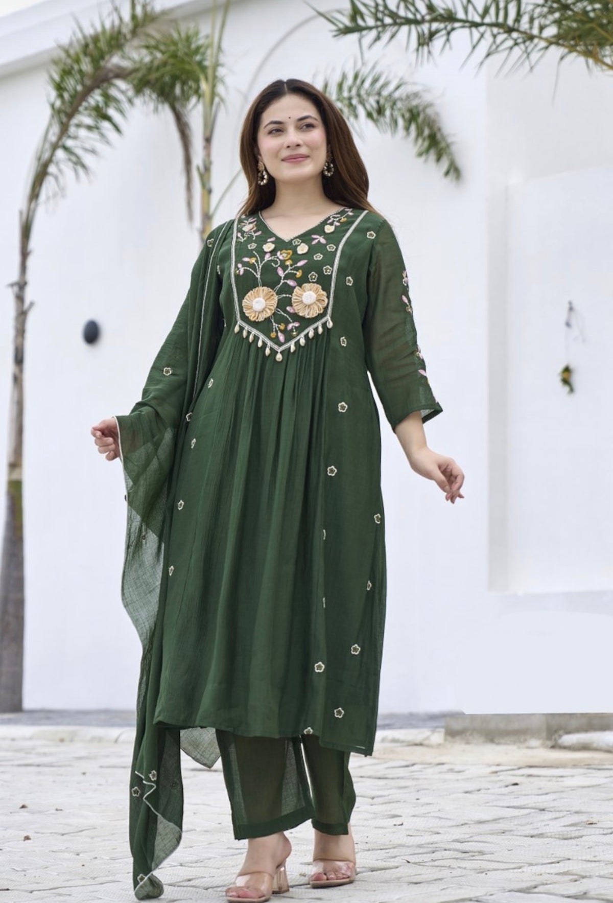 Emerald meadow embroidered suit set